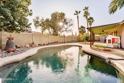 8151 W Sierra Vista Dr, Glendale, AZ 85303