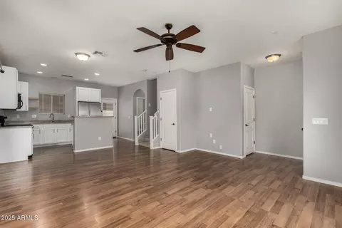 251 S Aaron --, Mesa, AZ 85208 photo 5