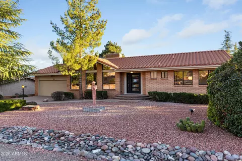 190 Fairway Oaks Ln, Sedona, AZ 86351