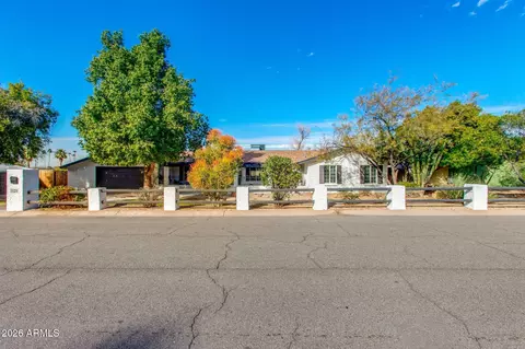 1520 W Aster Dr, Phoenix, AZ 85029