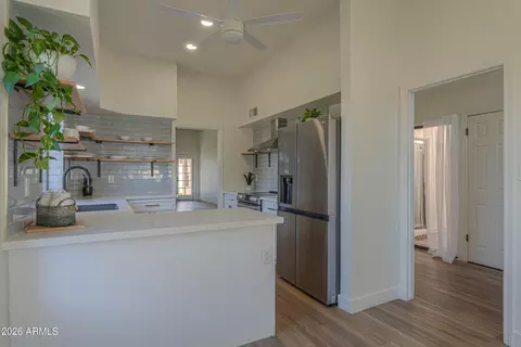 Kitchen - 2011 W Nopal Ave, Mesa, AZ 85202 photo 5 of 5