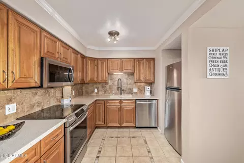 Kitchen - 4021 E Cody St, Apache Junction, AZ 85119 photo 1 of 2