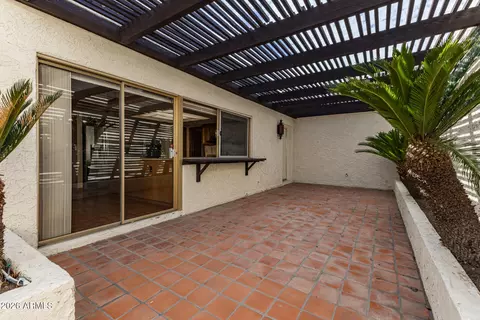 Exterior - 4621 E Onyx Ave, Phoenix, AZ 85028 photo 4 of 13