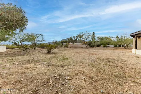 Exterior - 4621 E Onyx Ave, Phoenix, AZ 85028 photo 8 of 13