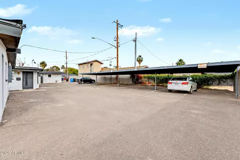 Exterior - 1605 E Montebello Ave, Phoenix, AZ 85016 photo 1 of 4