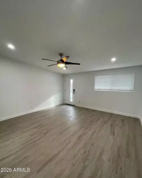 Living - 1605 E Montebello Ave, Phoenix, AZ 85016 photo 2 of 3