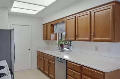 Kitchen - 8026 E Nopal Ave, Mesa, AZ 85209 photo 1 of 3
