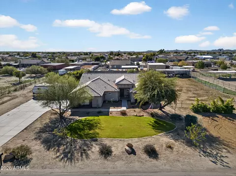 3983 E Triple Crown Dr, San Tan Valley, AZ 85140