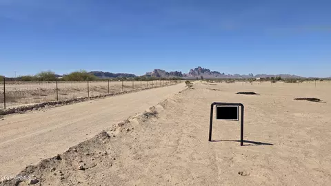 9 S Nnn S 536th Ave #107, Tonopah, AZ 85354