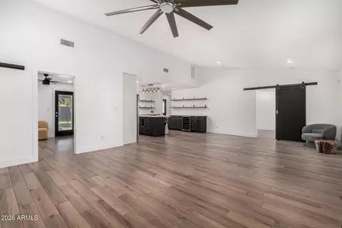 Living - 4607 Edgemont Ave, Phoenix, AZ 85008 photo 5 of 6
