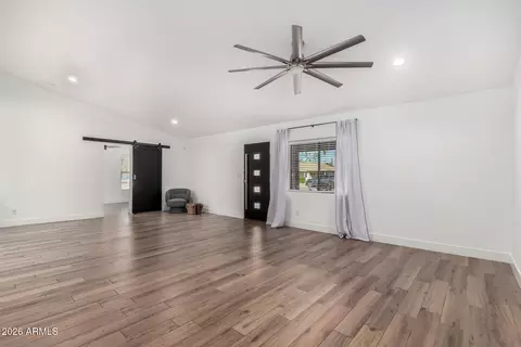 Living - 4607 Edgemont Ave, Phoenix, AZ 85008 photo 4 of 6
