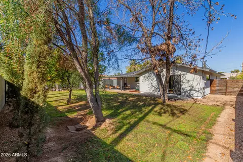 Exterior - 4607 Edgemont Ave, Phoenix, AZ 85008 photo 4 of 4