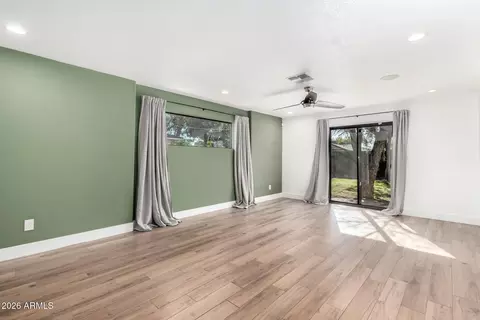 Living - 4607 Edgemont Ave, Phoenix, AZ 85008 photo 6 of 6