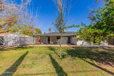 Exterior - 4607 Edgemont Ave, Phoenix, AZ 85008 photo 3 of 4