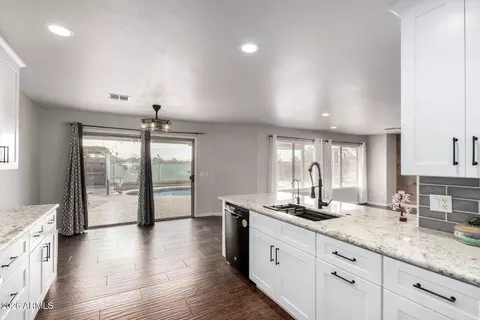Kitchen - 1355 E Betsy Ln, Gilbert, AZ 85296 photo 3 of 3