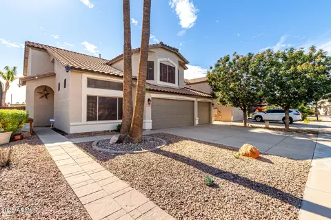 Exterior - 1355 E Betsy Ln, Gilbert, AZ 85296 photo 4 of 10