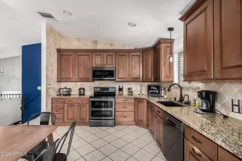Kitchen - 1237 N Raven --, Mesa, AZ 85207 photo 3 of 5