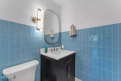 Bath - 3908 E Alameda Ln, Gilbert, AZ 85298 photo 7 of 7