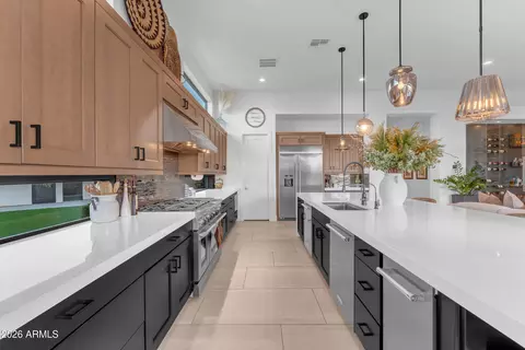 Kitchen - 3908 E Alameda Ln, Gilbert, AZ 85298 photo 2 of 6