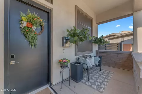 Exterior - 3908 E Alameda Ln, Gilbert, AZ 85298 photo 2 of 21