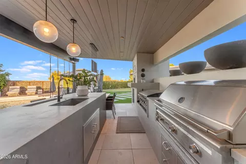 Kitchen - 3908 E Alameda Ln, Gilbert, AZ 85298 photo 6 of 6