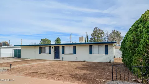 310 2nd St, Huachuca City, AZ 85616