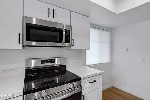 Kitchen - 7129 E Broadway Rd #66, Mesa, AZ 85208 photo 4 of 5