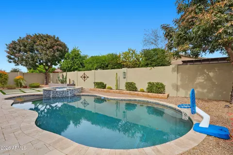1078 W Redwood Ave, Queen Creek, AZ 85140