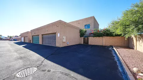 2826 E Tracy Ln #4, Phoenix, AZ 85032 photo 25