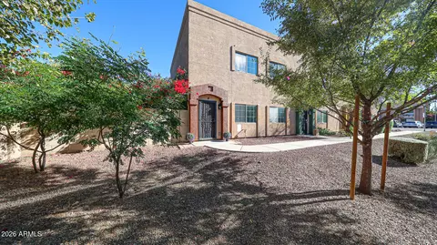 2826 E Tracy Ln #4, Phoenix, AZ 85032