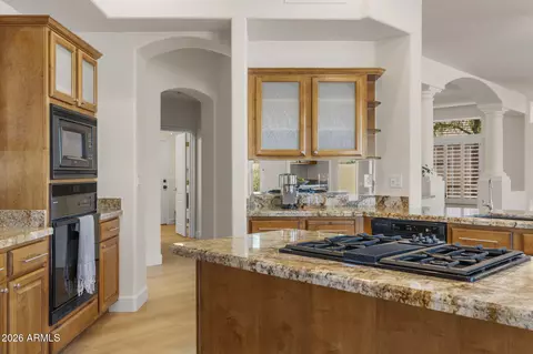 Kitchen - 7418 E Sandia Cir, Mesa, AZ 85207 photo 4 of 8