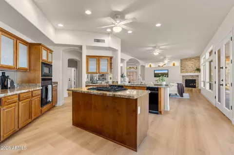 Kitchen - 7418 E Sandia Cir, Mesa, AZ 85207 photo 3 of 8
