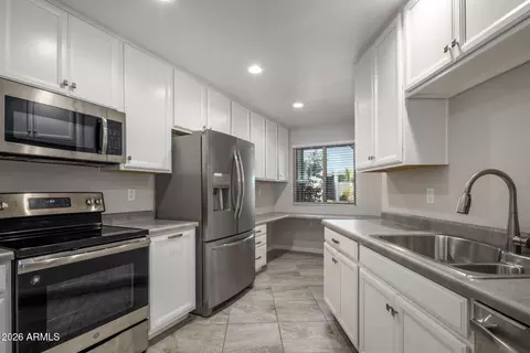 13618 N 108th Dr, Sun City, AZ 85351