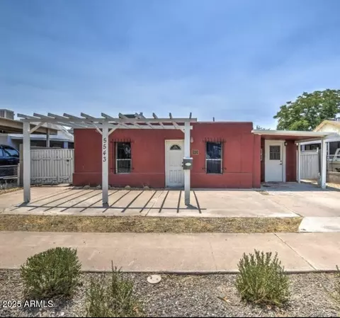 5543 W Gardenia Ave, Glendale, AZ 85301