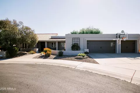 8121 E Del Plomo Dr, Scottsdale, AZ 85258