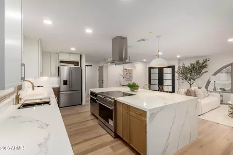 Kitchen - 1023 E Watson Dr, Tempe, AZ 85283 photo 2 of 3