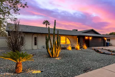 Exterior - 1023 E Watson Dr, Tempe, AZ 85283 photo 3 of 12