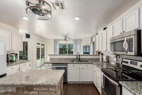 Kitchen - 1727 E Aspen Way, Gilbert, AZ 85234 photo 1 of 3