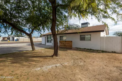 Exterior - 4255 N 30th Dr, Phoenix, AZ 85017 photo 11 of 11