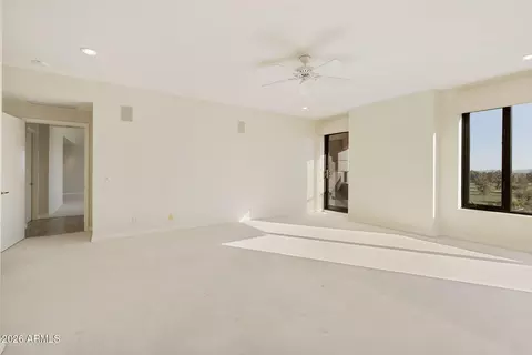 Bedroom - 1040 E Osborn Rd #601, Phoenix, AZ 85014 photo 5 of 9