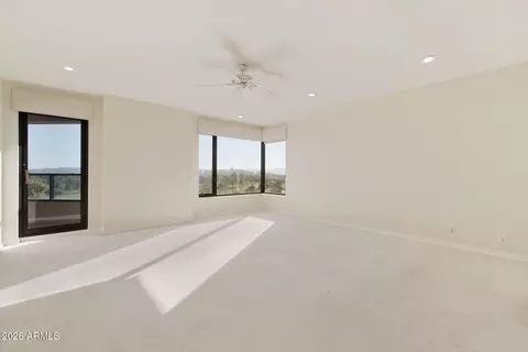 Bedroom - 1040 E Osborn Rd #601, Phoenix, AZ 85014 photo 6 of 9