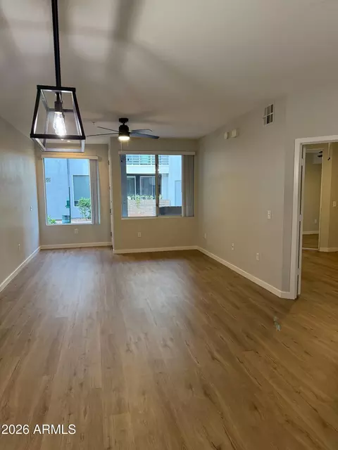 Living - 3633 N 3rd Ave #1043, Phoenix, AZ 85013 photo 1 of 2