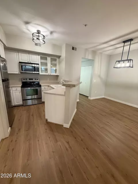 Kitchen - 3633 N 3rd Ave #1043, Phoenix, AZ 85013 photo 1 of 1