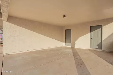 Exterior - 335 S Stardust Ln, Apache Junction, AZ 85120 photo 3 of 6