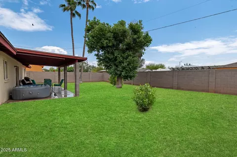 Exterior - 4333 E Desert Cactus St, Phoenix, AZ 85032 photo 2 of 4