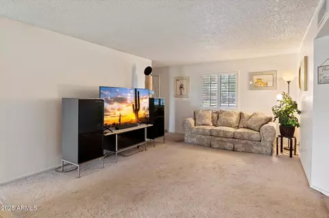 Living - 4333 E Desert Cactus St, Phoenix, AZ 85032 photo 2 of 3