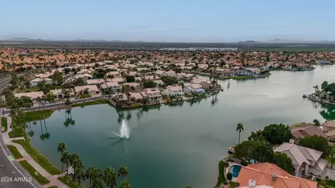 View/Area - 3821 E Tanglewood Dr, Phoenix, AZ 85048 photo 4 of 6