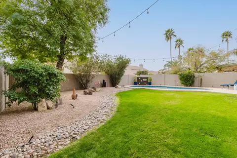 Exterior - 3821 E Tanglewood Dr, Phoenix, AZ 85048 photo 5 of 9
