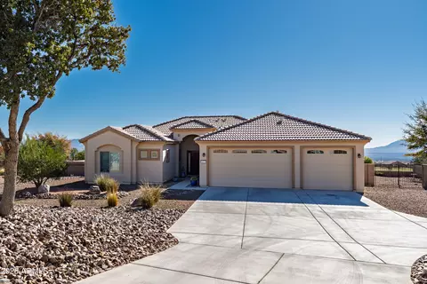 6451 E Saddlehorn Cir, Hereford, AZ 85615