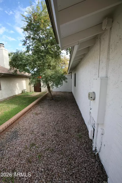 Exterior - 2741 S S Brks, Mesa, AZ 85202 photo 4 of 12